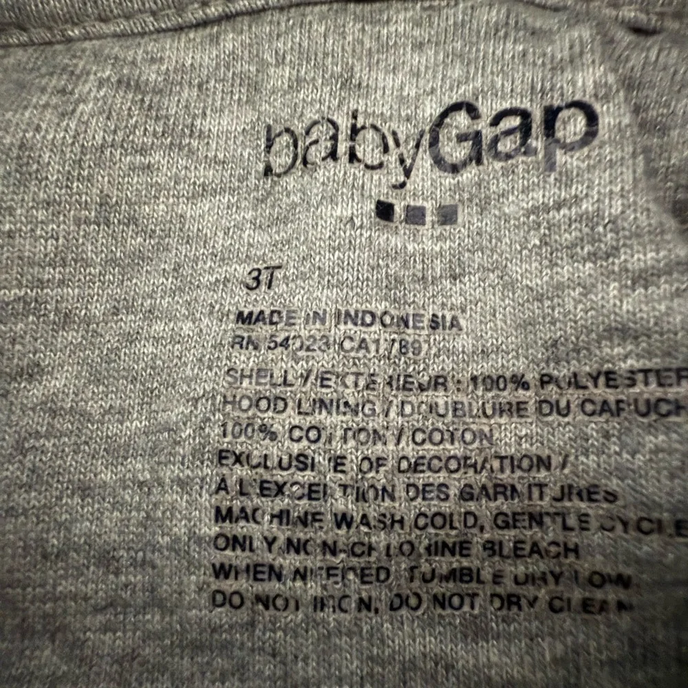 GAP Kids Gray Hoodie Jacket size 3T - Picture 3 of 4